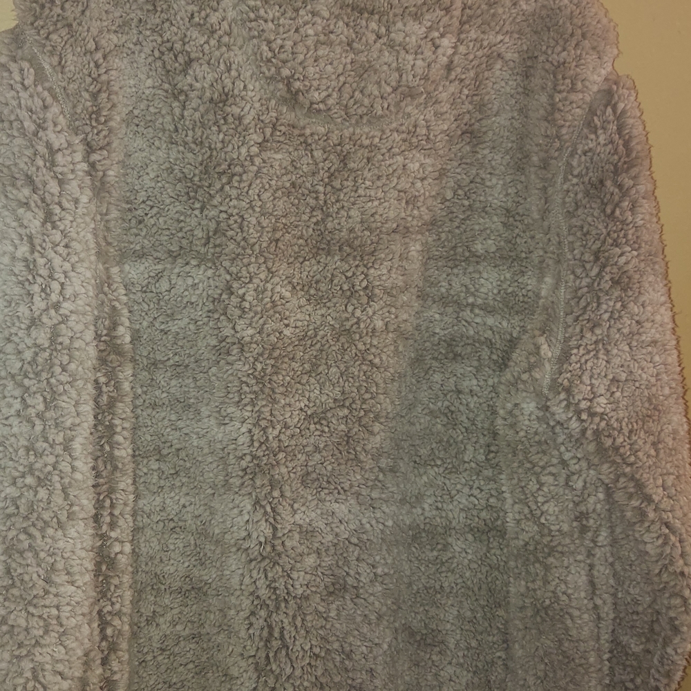 Wild Heart Fleece Pullover - Picture 6 of 7